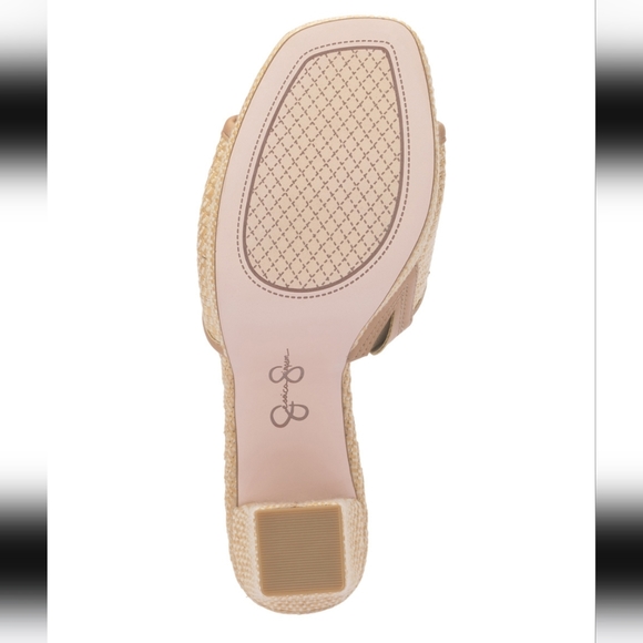 Jessica Simpson Natural Elyzza Leather Sandal, 9.5 - Picture 5 of 7